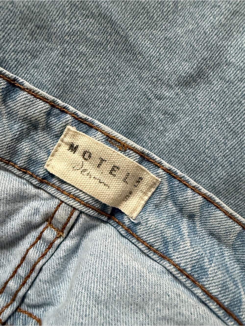 Motel Rocks Roomy Extra Wide Low rise jeans - Picture 2 of 4